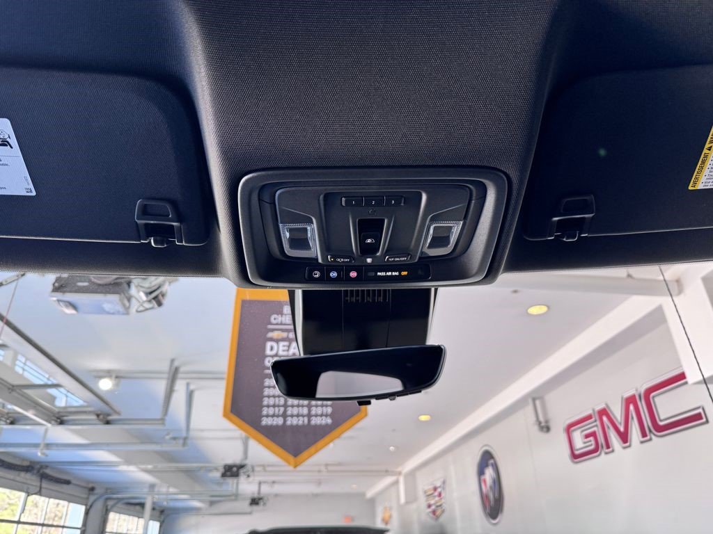 Certified 2025 GMC Sierra 1500 AT4 w/ Technology Package AWD/4WD image 27