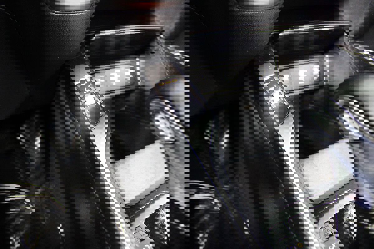 Used 2021 Kia Sorento S w/ Panoramic Sunroof Package image 10