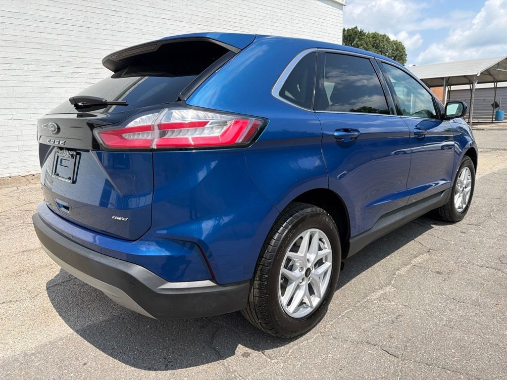 Used 2024 Ford Edge SEL AWD/4WD image 2