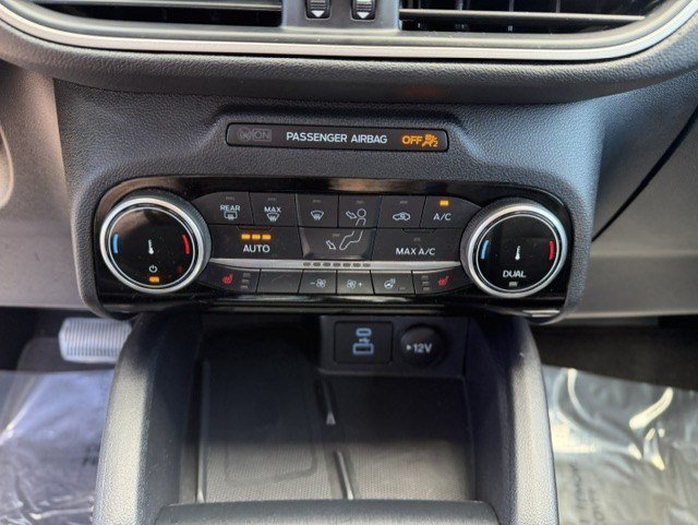Used 2022 Ford Escape SEL w/ Technology Package FWD image 21
