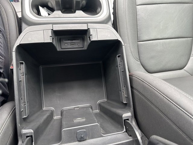 Used 2023 GMC Sierra 3500 SLT w/ SLT Preferred Package image 31