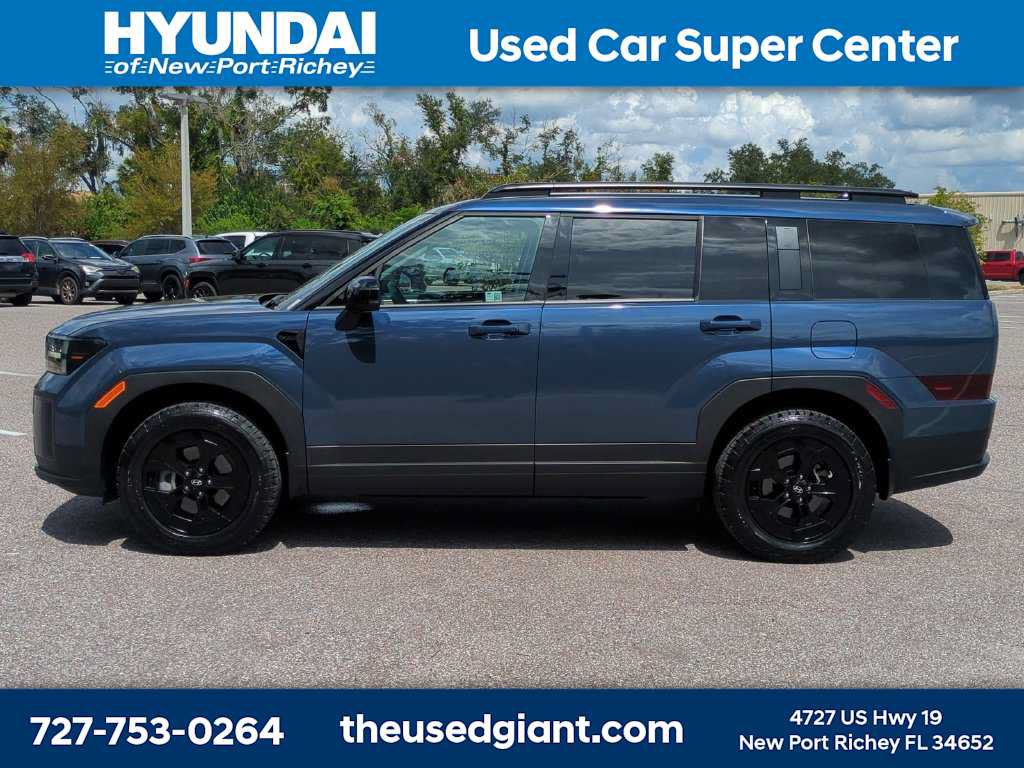 Used 2025 Hyundai Santa Fe XRT AWD/4WD image 2