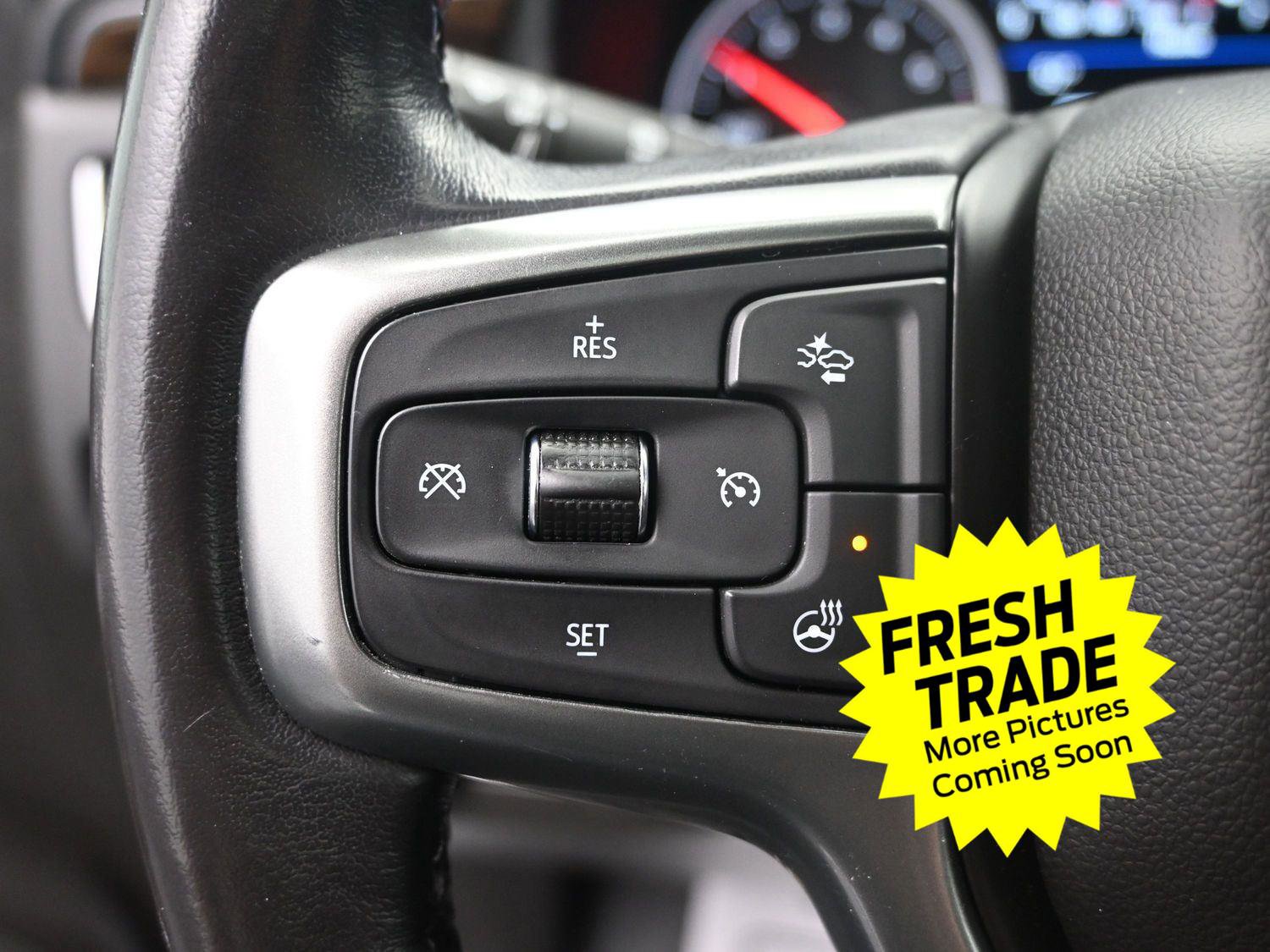 Used 2021 Chevrolet Suburban Premier w/ Premium Package image 28