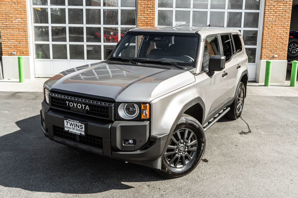 Used 2025 Toyota Land Cruiser 1958 image 2