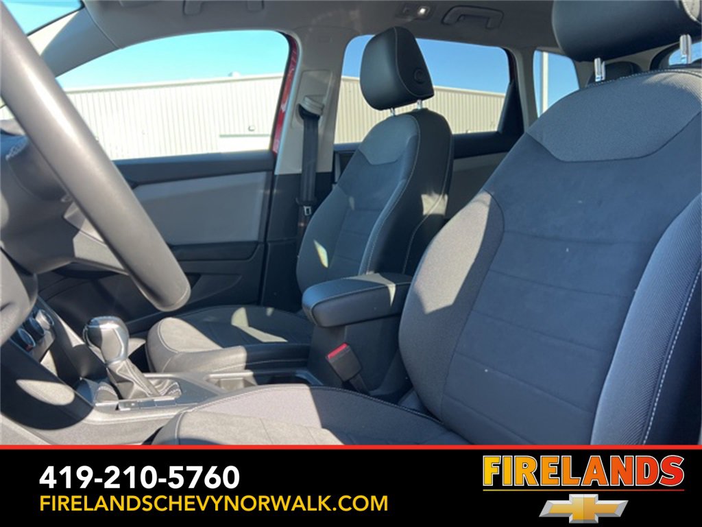 Used 2022 Volkswagen Taos SE w/ Panoramic Sunroof Package image 13