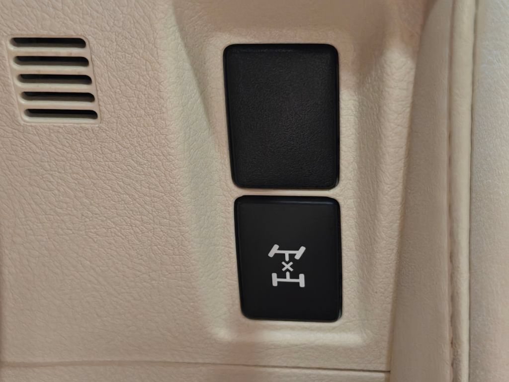 Used 2016 Lexus GX 460 Luxury w/ Preferred Accessory Package AWD/4WD image 57