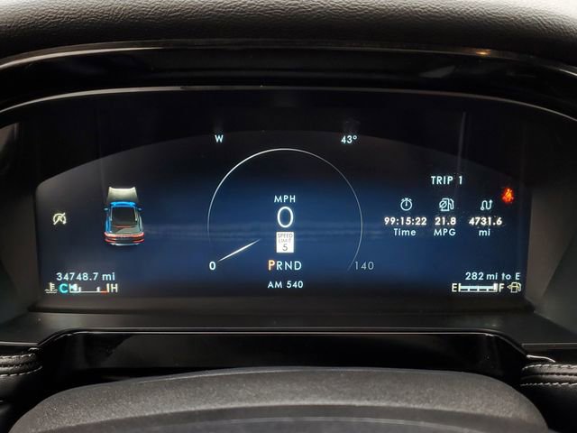 Used 2023 Lincoln Corsair Reserve w/ Equipment Group 201A image 15