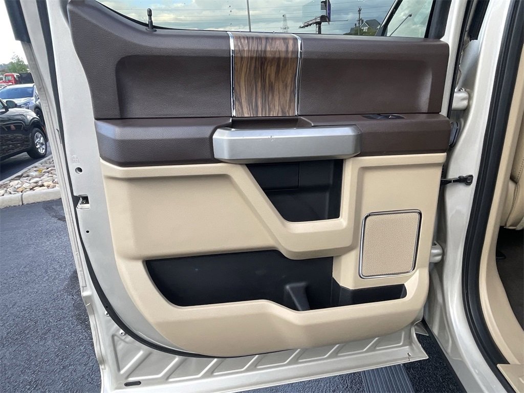 Used 2018 Ford F150 Lariat w/ Equipment Group 501A Mid image 21