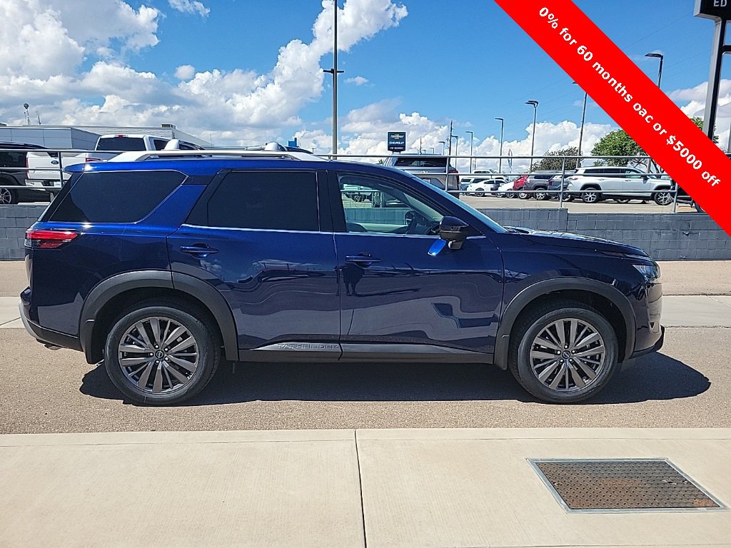 New 2025 Nissan Pathfinder SL w/ SL Premium Package image 8