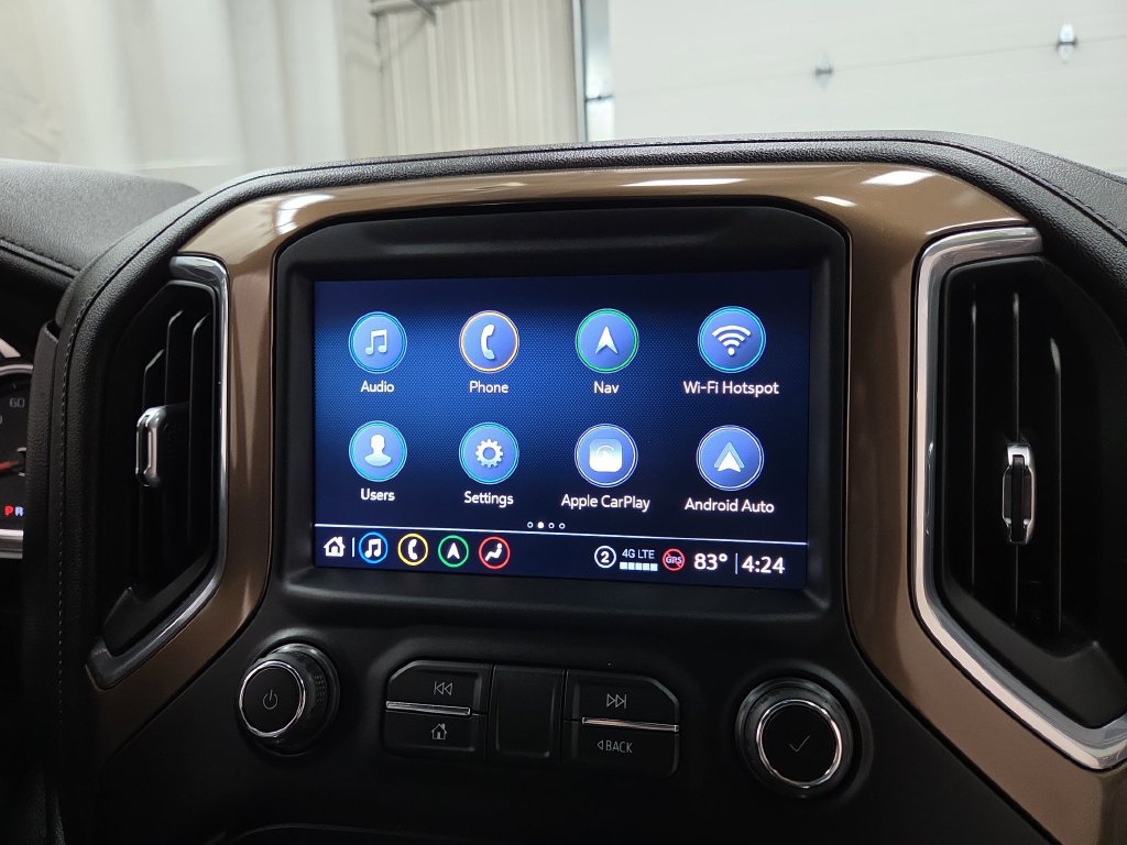Used 2021 Chevrolet Silverado 1500 High Country w/ Technology Package AWD/4WD image 15
