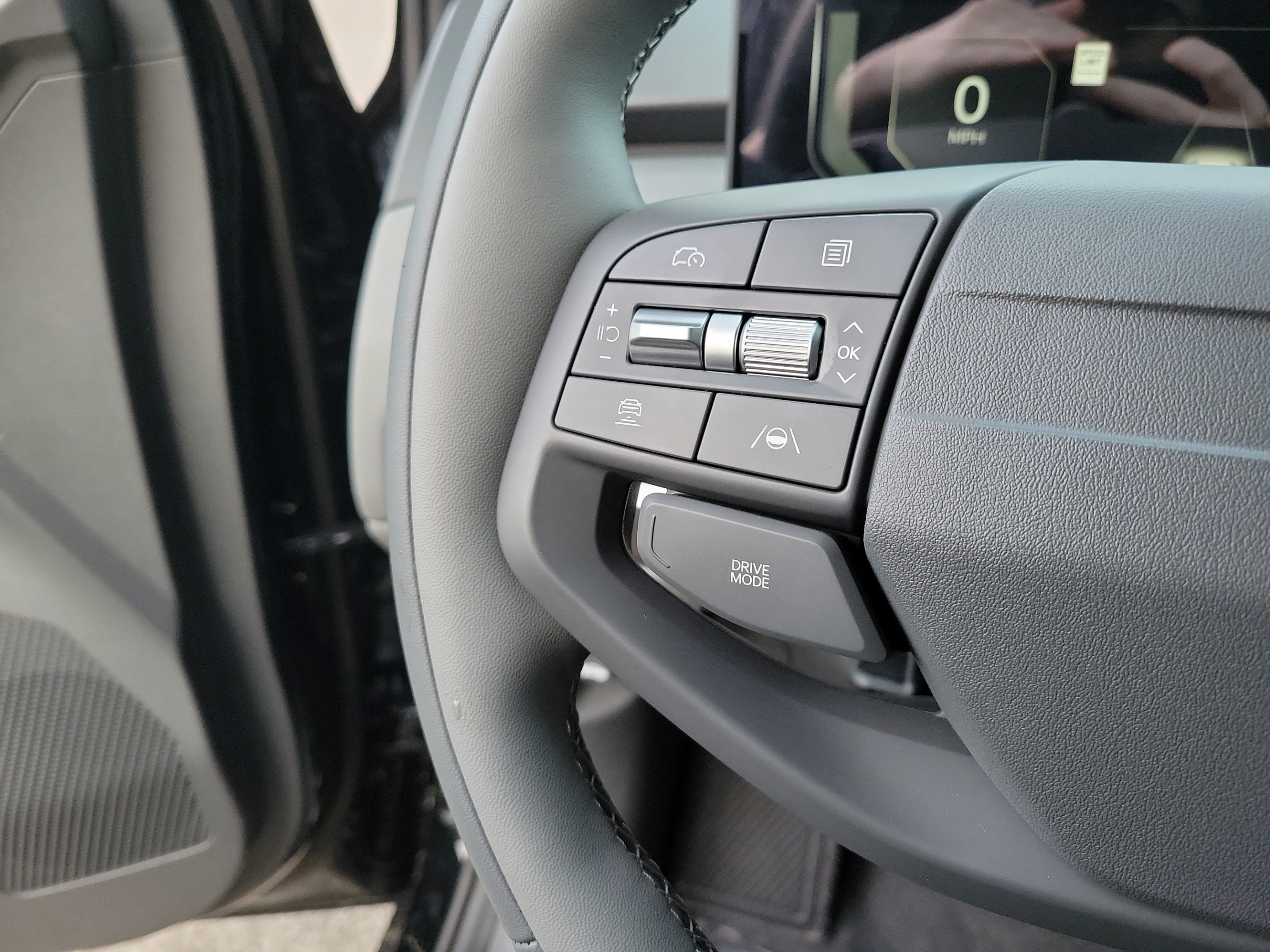 New 2027 Kia EV3 Wind FWD image 24