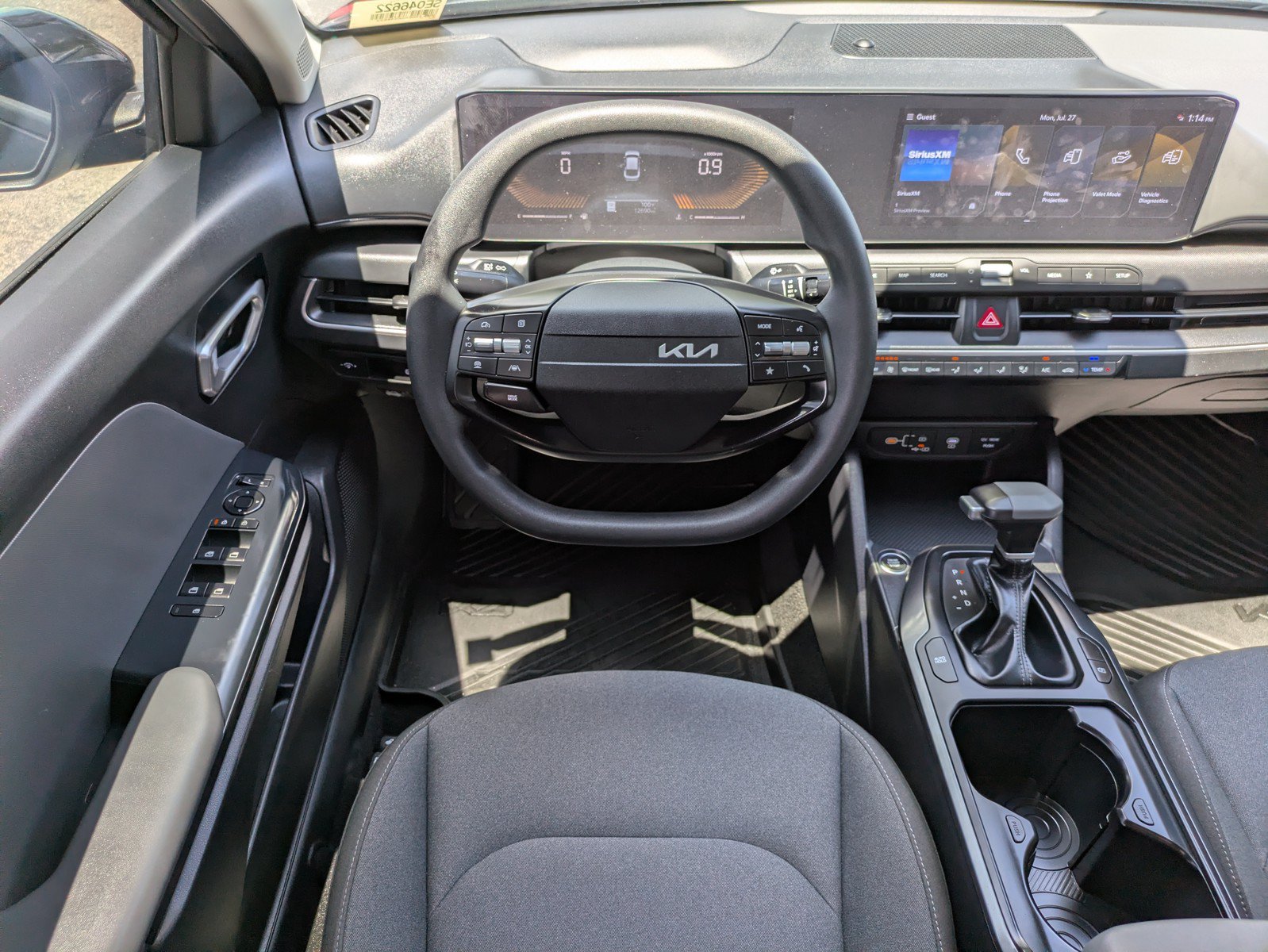 Certified 2025 Kia K4 LXS FWD image 12
