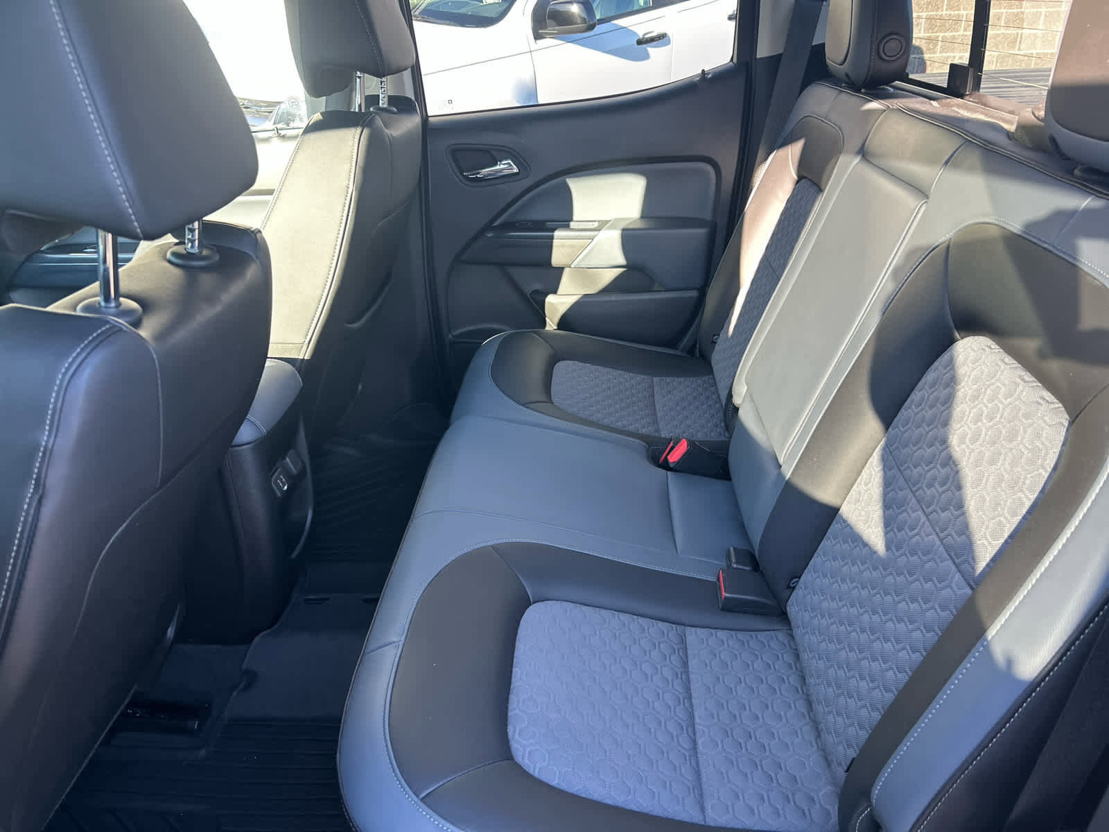 Used 2019 Chevrolet Colorado Z71 image 23