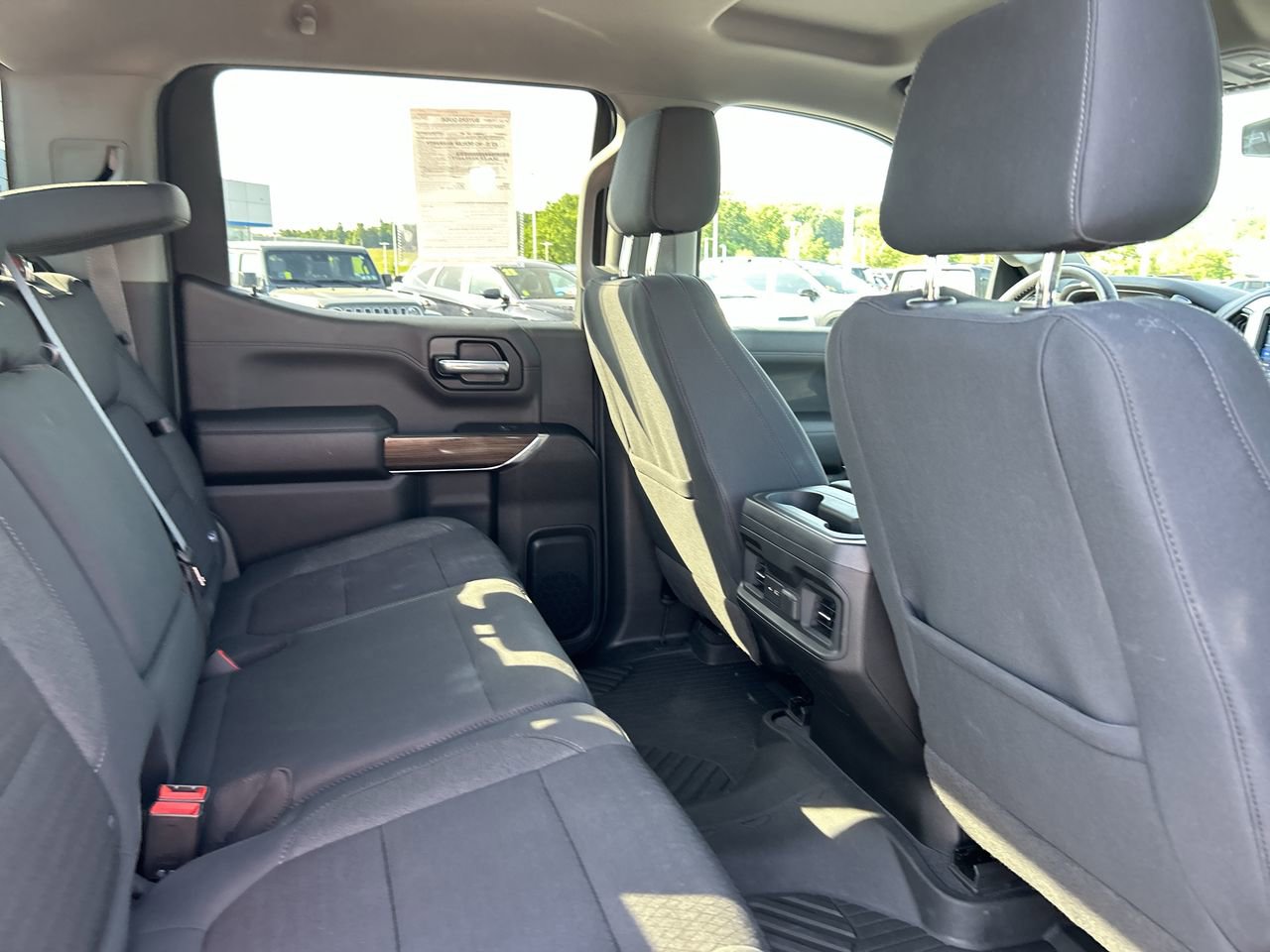 Used 2021 Chevrolet Silverado 1500 LT Trail Boss w/ Bed Protection Package AWD/4WD image 19