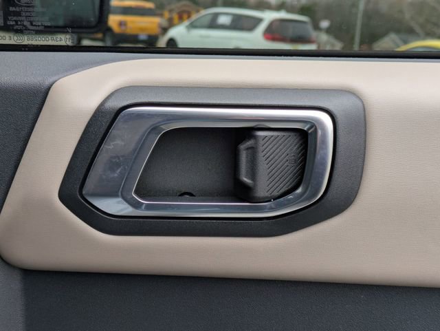 Used 2022 Ford Bronco Wildtrak image 38