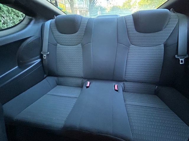 Used 2013 Hyundai Genesis 2.0T RWD image 22