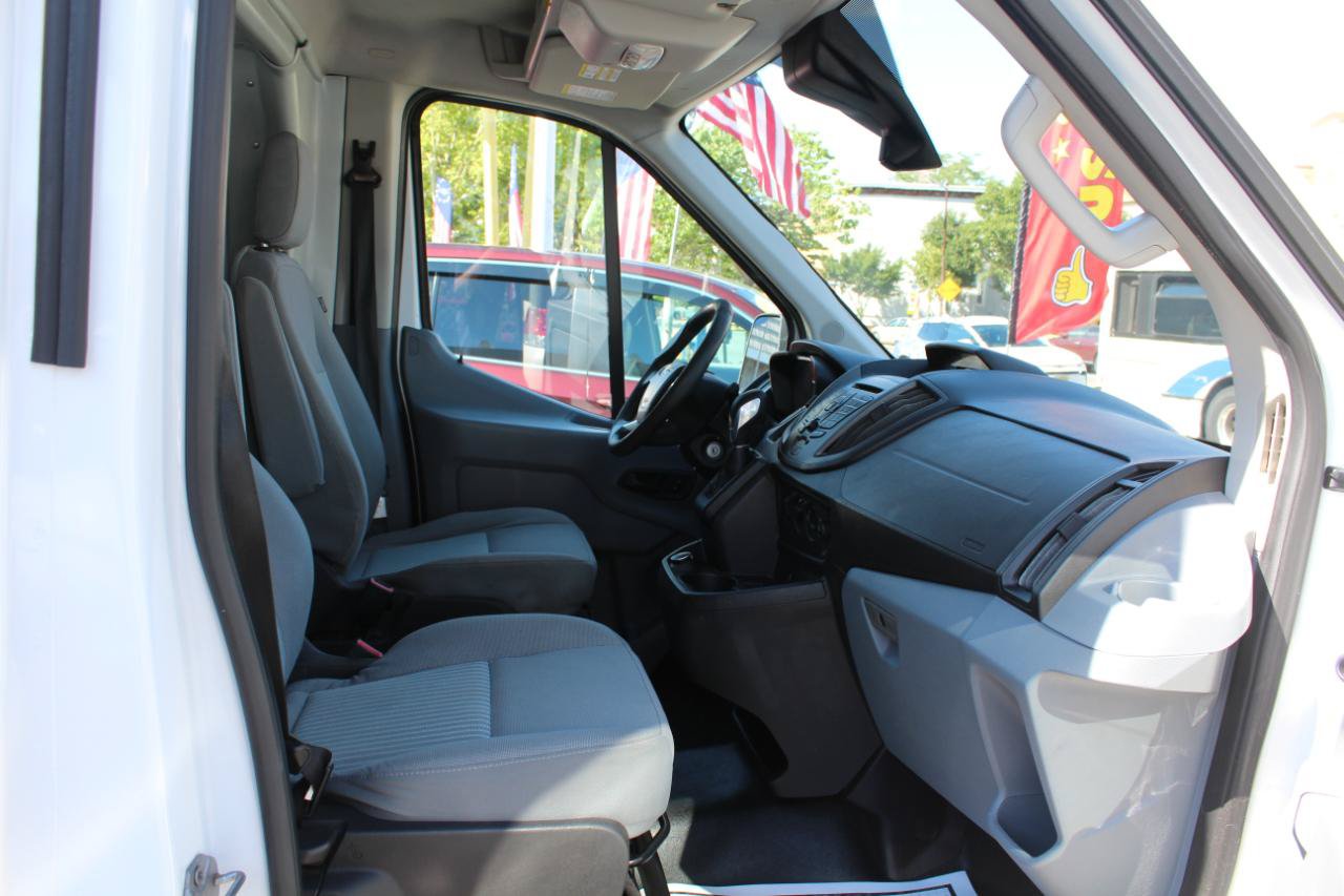 Used 2018 Ford Transit 350 138 DRW w/ Interior Upgrade Package RWD image 18