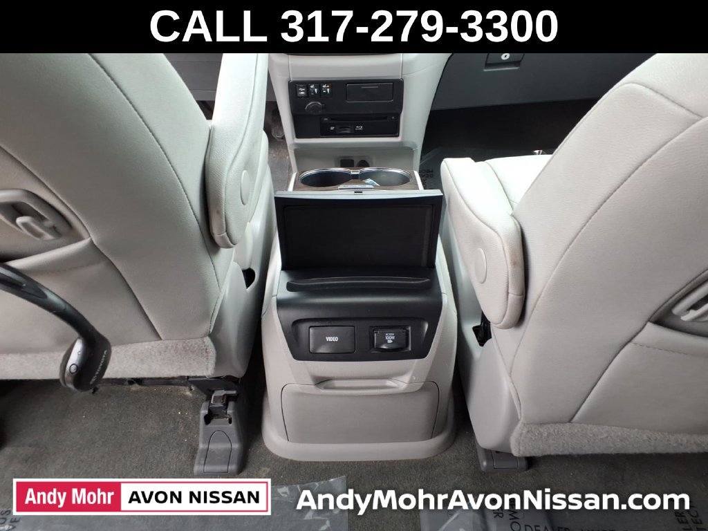 Used 2017 Toyota Sienna XLE Premium FWD image 40