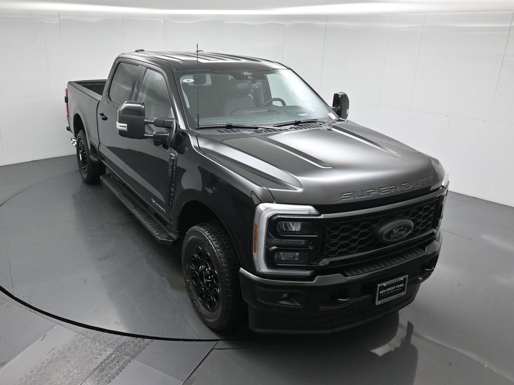 New 2026 Ford F250 Lariat w/ Black Appearance Package image 37