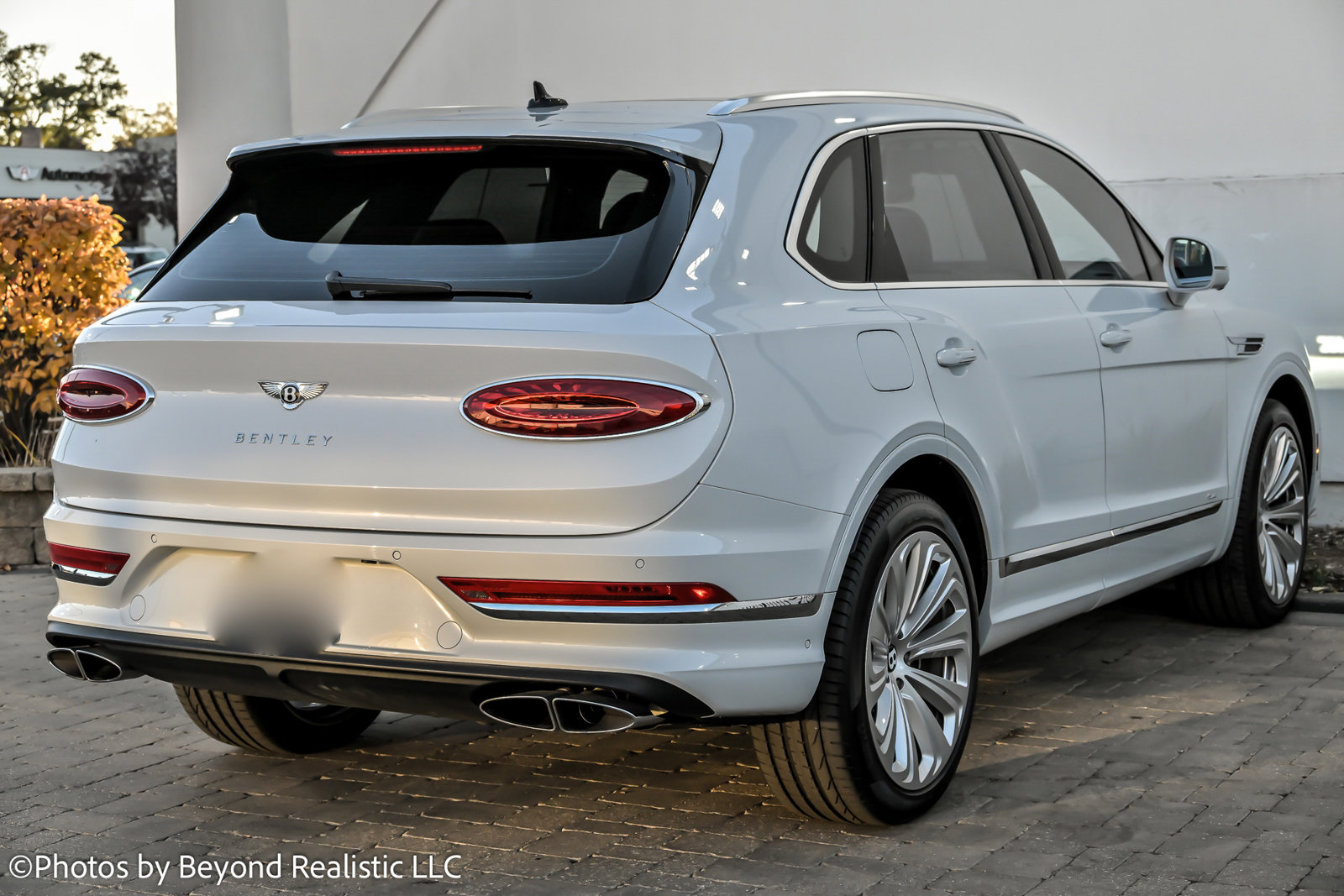 Used 2024 Bentley Bentayga image 8