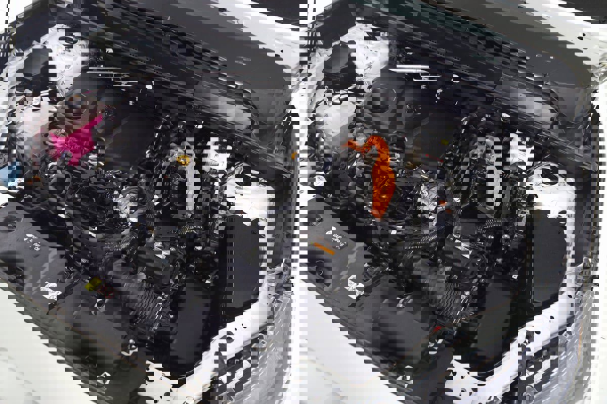 Used 2022 Toyota RAV4 Limited AWD/4WD image 17