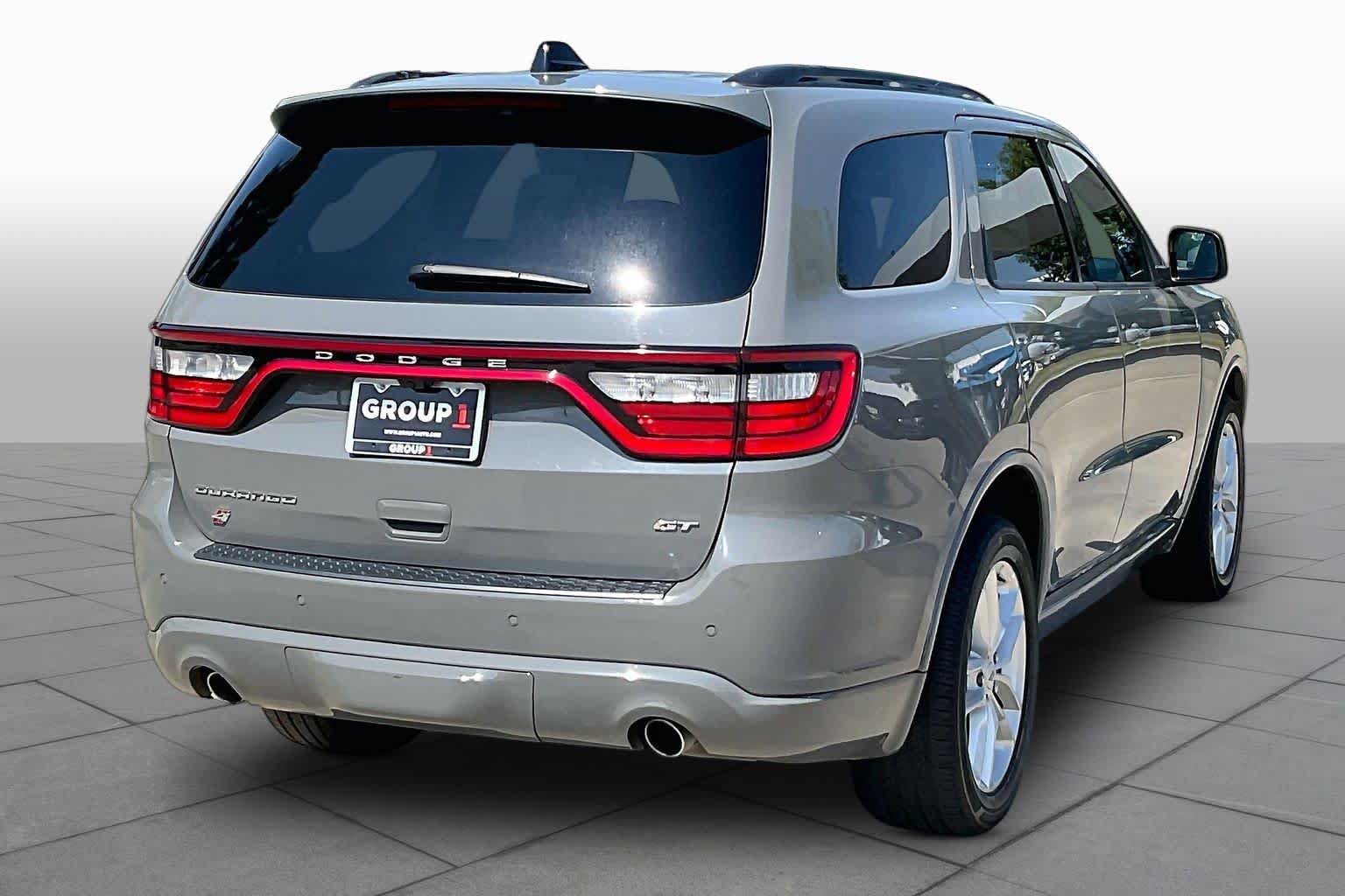 Used 2025 Dodge Durango GT AWD/4WD image 13