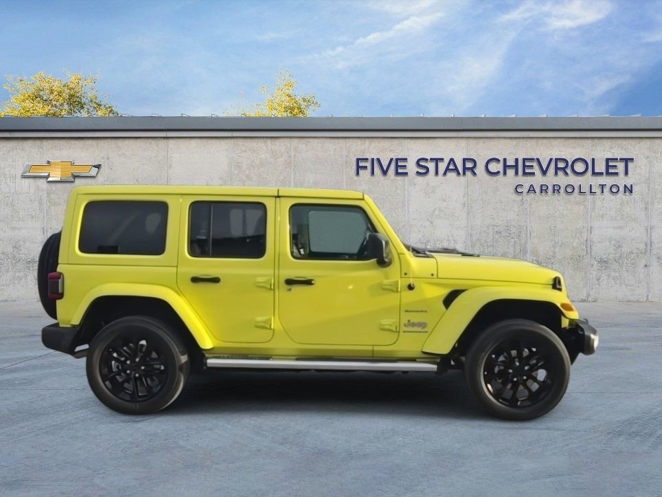 Used 2023 Jeep Wrangler Unlimited Sahara w/ Cold Weather Group image 9