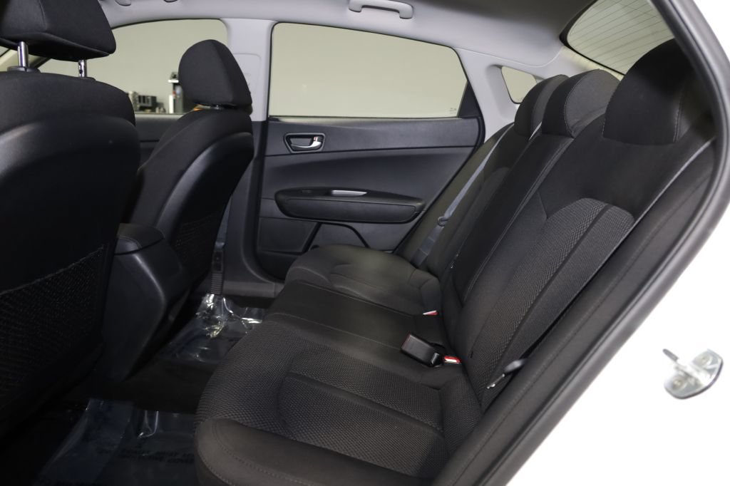 Used 2020 Kia Optima LX FWD image 18