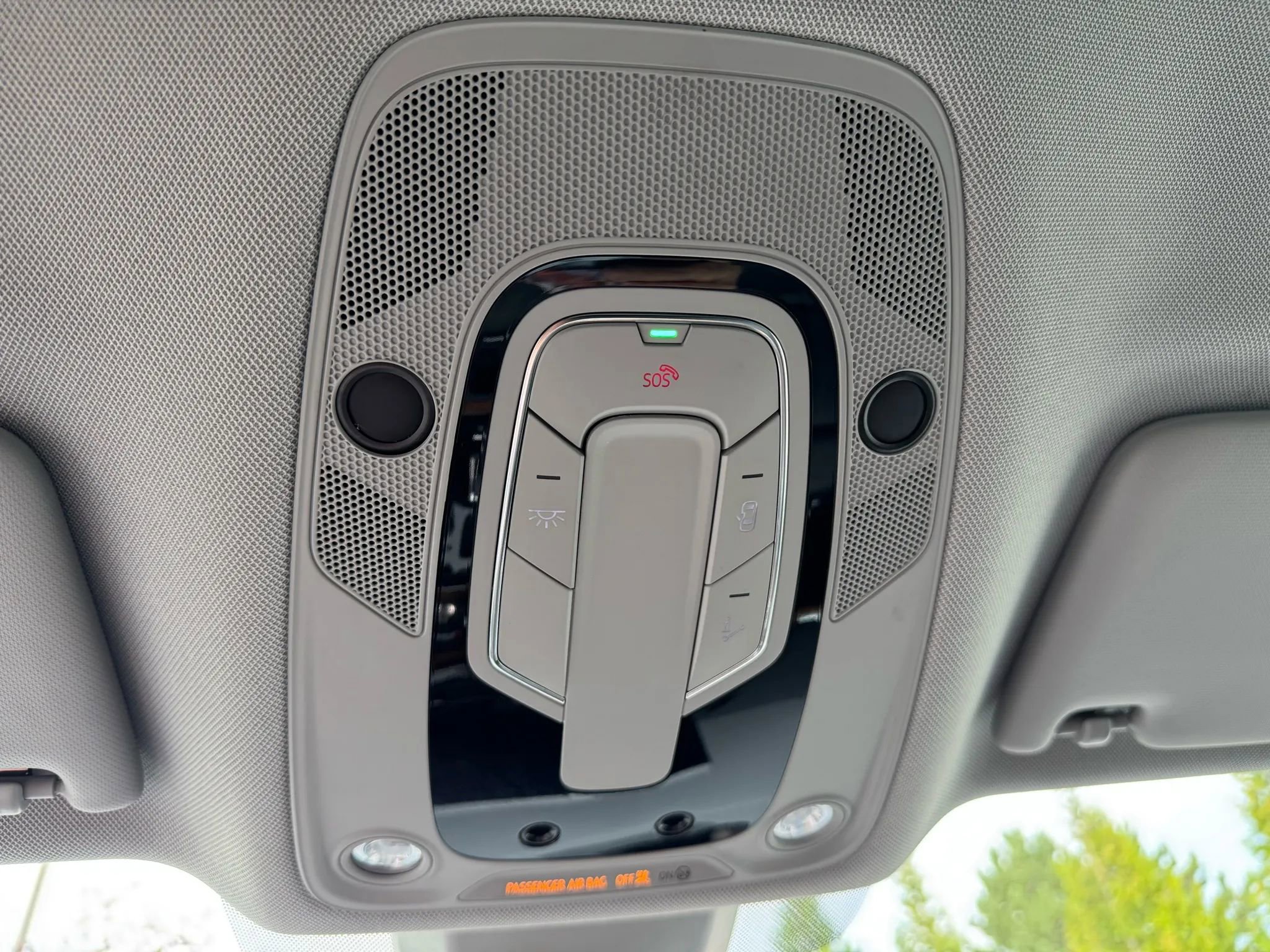 Used 2022 Audi Q5 e Premium w/ Convenience Package image 45