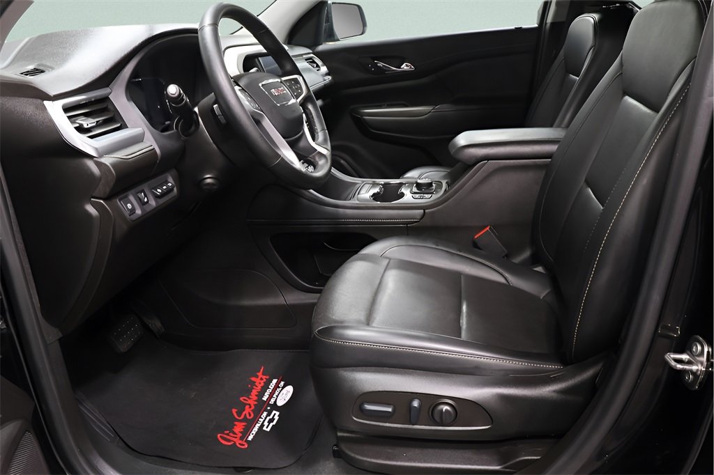 Used 2023 GMC Acadia SLT w/ GMC Pro Grade Package image 21