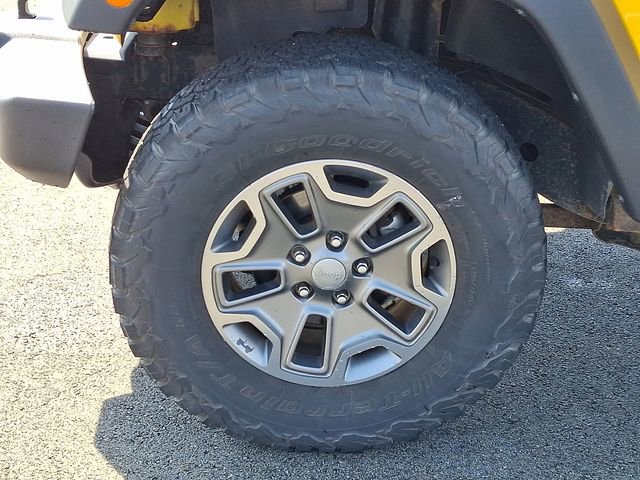 Used 2015 Jeep Wrangler Rubicon w/ Power Convenience Group image 30