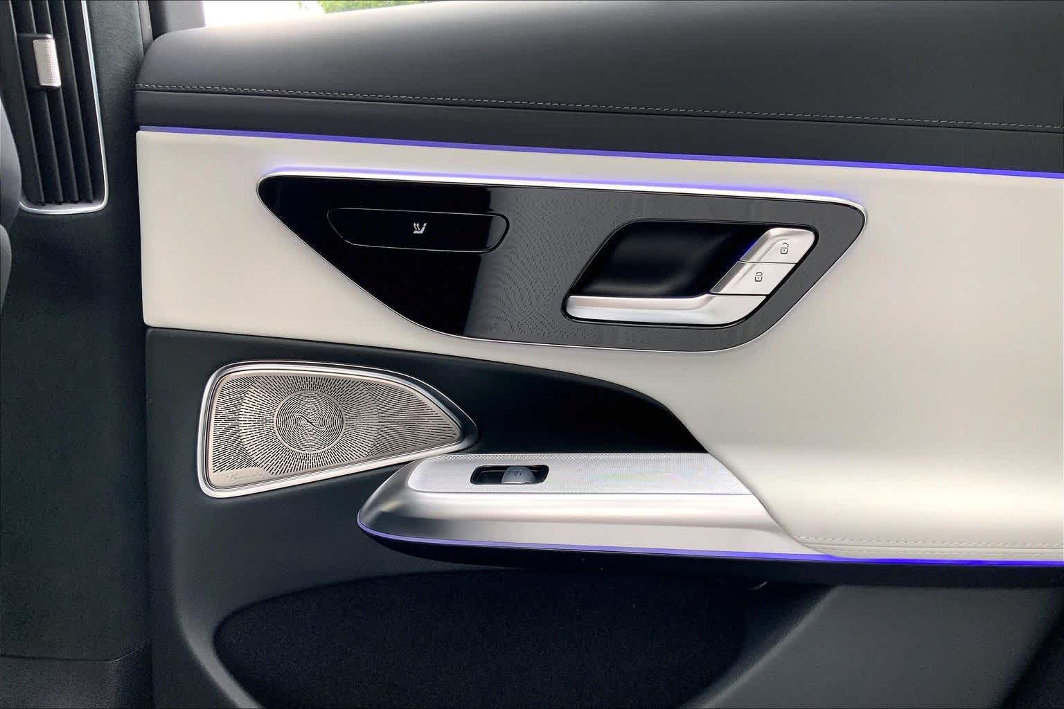New 2026 Mercedes-Benz E 53 AMG e 4MATIC Sedan image 23
