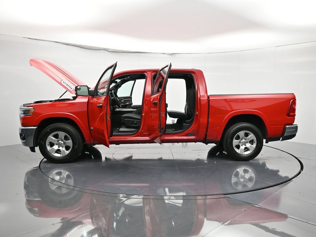 Used 2025 RAM 1500 Big Horn AWD/4WD image 45