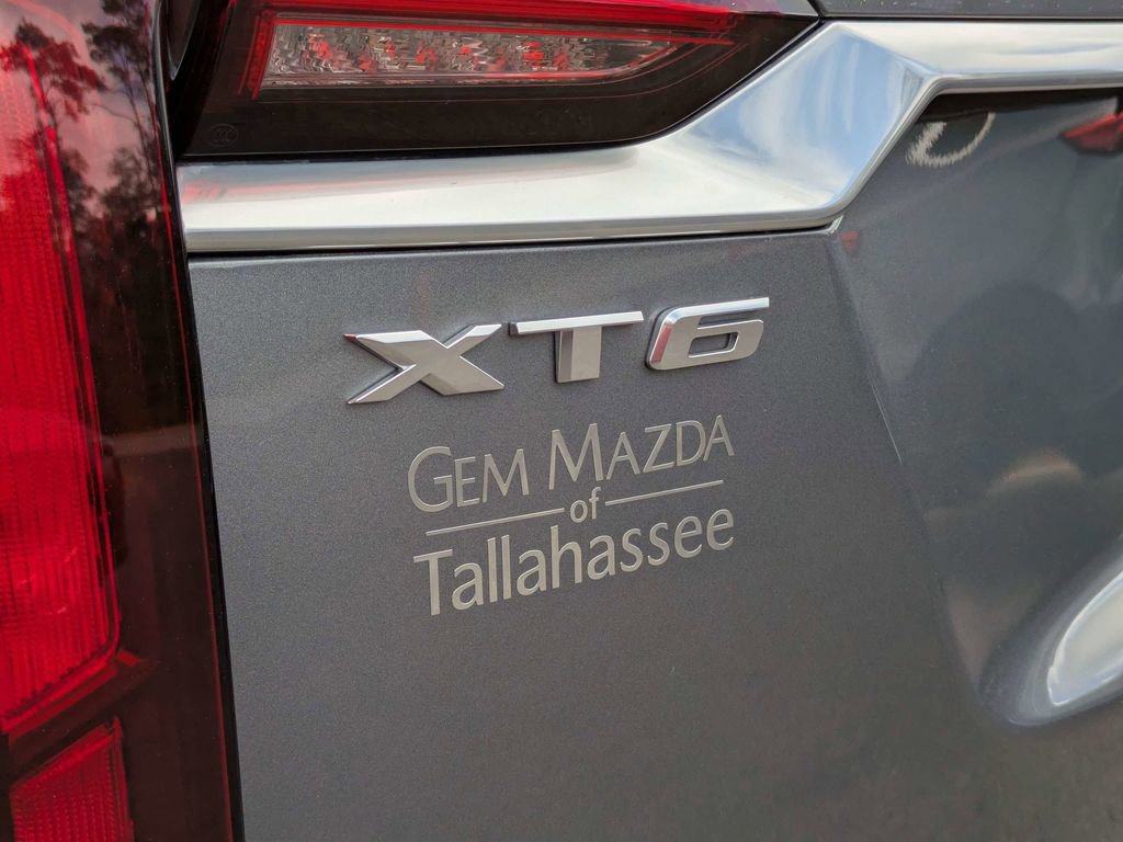 Used 2021 Cadillac XT6 Premium Luxury image 14