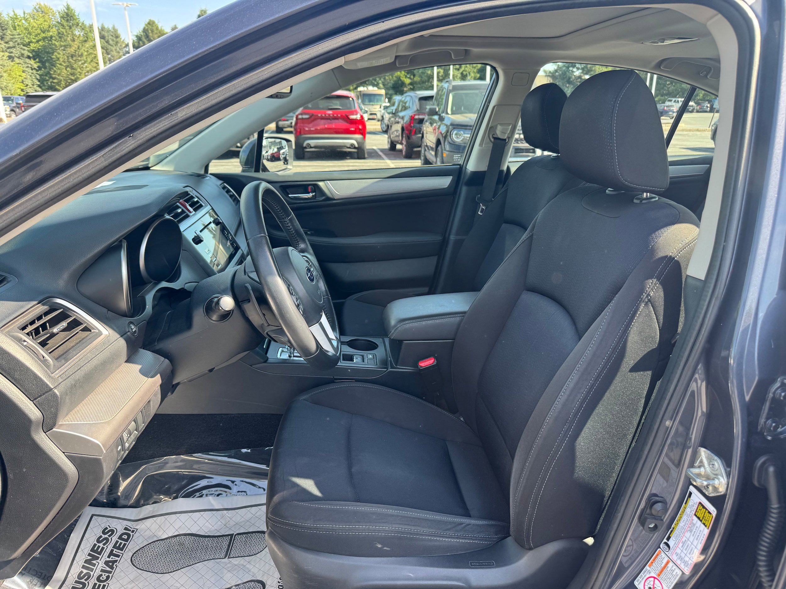 Used 2015 Subaru Legacy 2.5i Premium w/ Moonroof Package AWD/4WD image 10