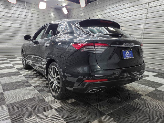 Used 2022 Maserati Levante GT AWD/4WD image 7