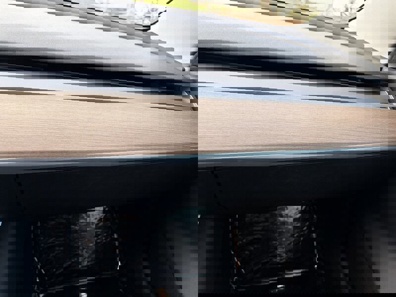 Used 2018 Tesla Model 3 Long Range image 23