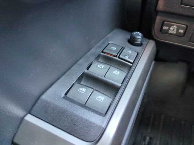 Used 2023 Toyota Tacoma SR5 AWD/4WD image 27