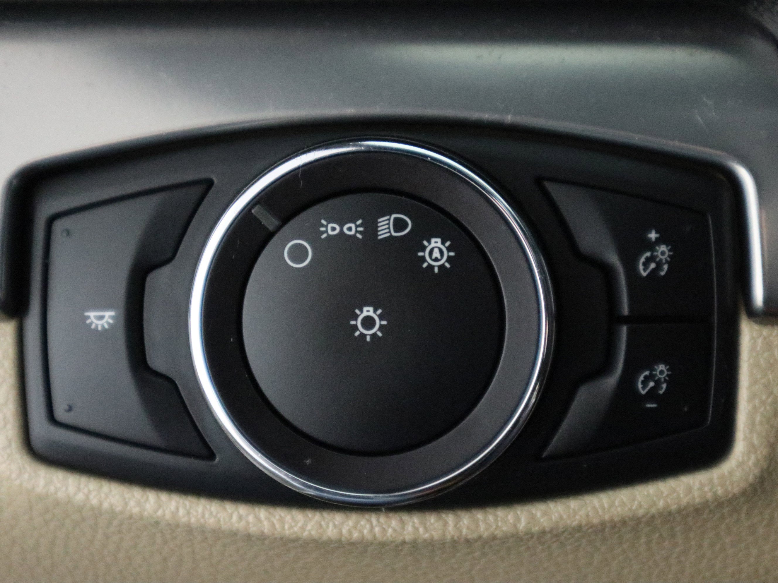 Used 2017 Ford Explorer FWD image 33