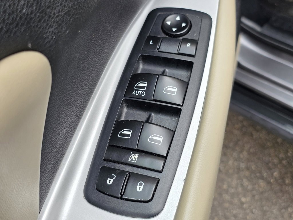 Used 2015 Dodge Journey American Value Package w/ Flexible Seating Group image 48