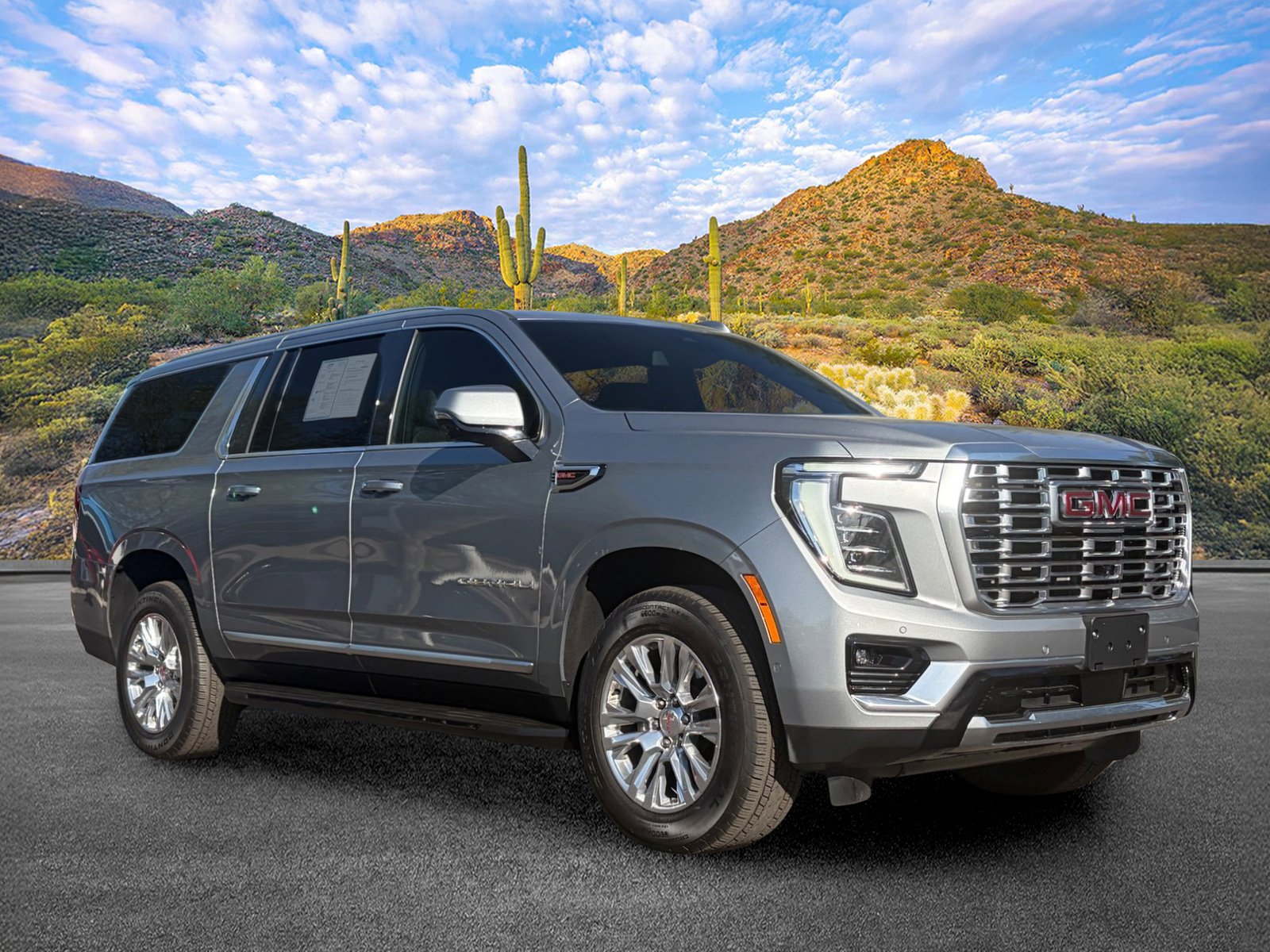 Used 2025 GMC Yukon XL Denali AWD/4WD image 2