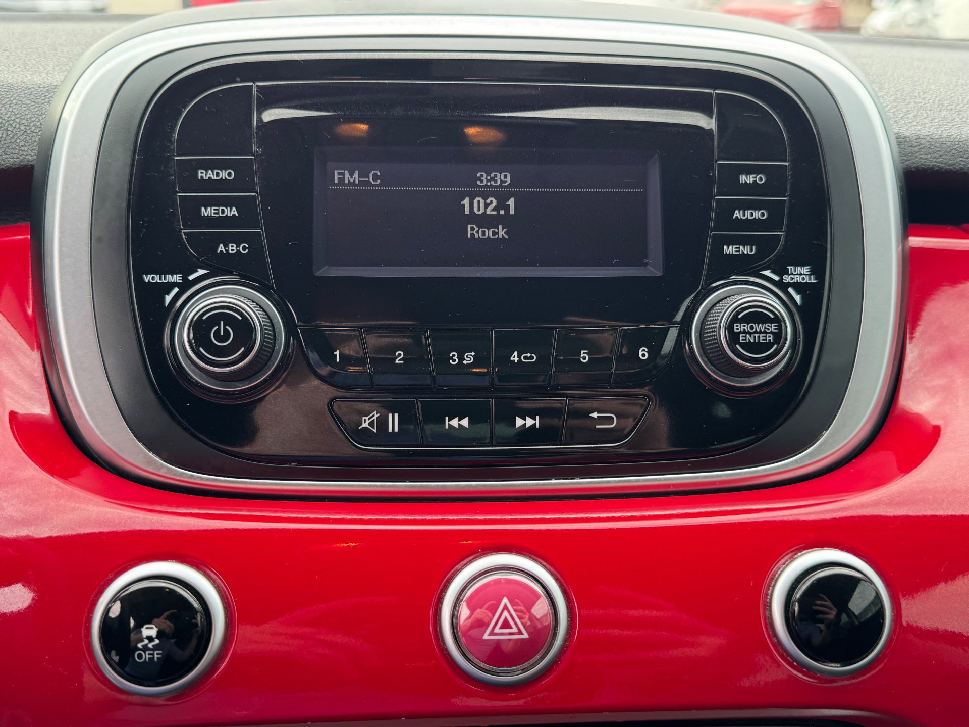 Used 2016 FIAT 500X Pop image 22