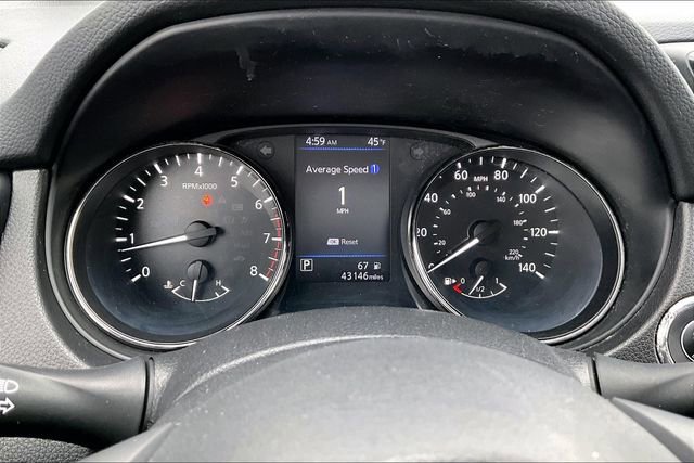 Used 2019 Nissan Rogue SV image 10