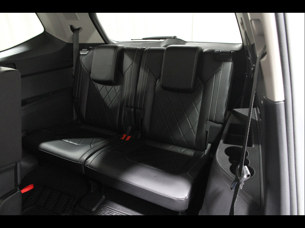 Used 2024 Volkswagen Atlas SEL Premium R-Line image 19