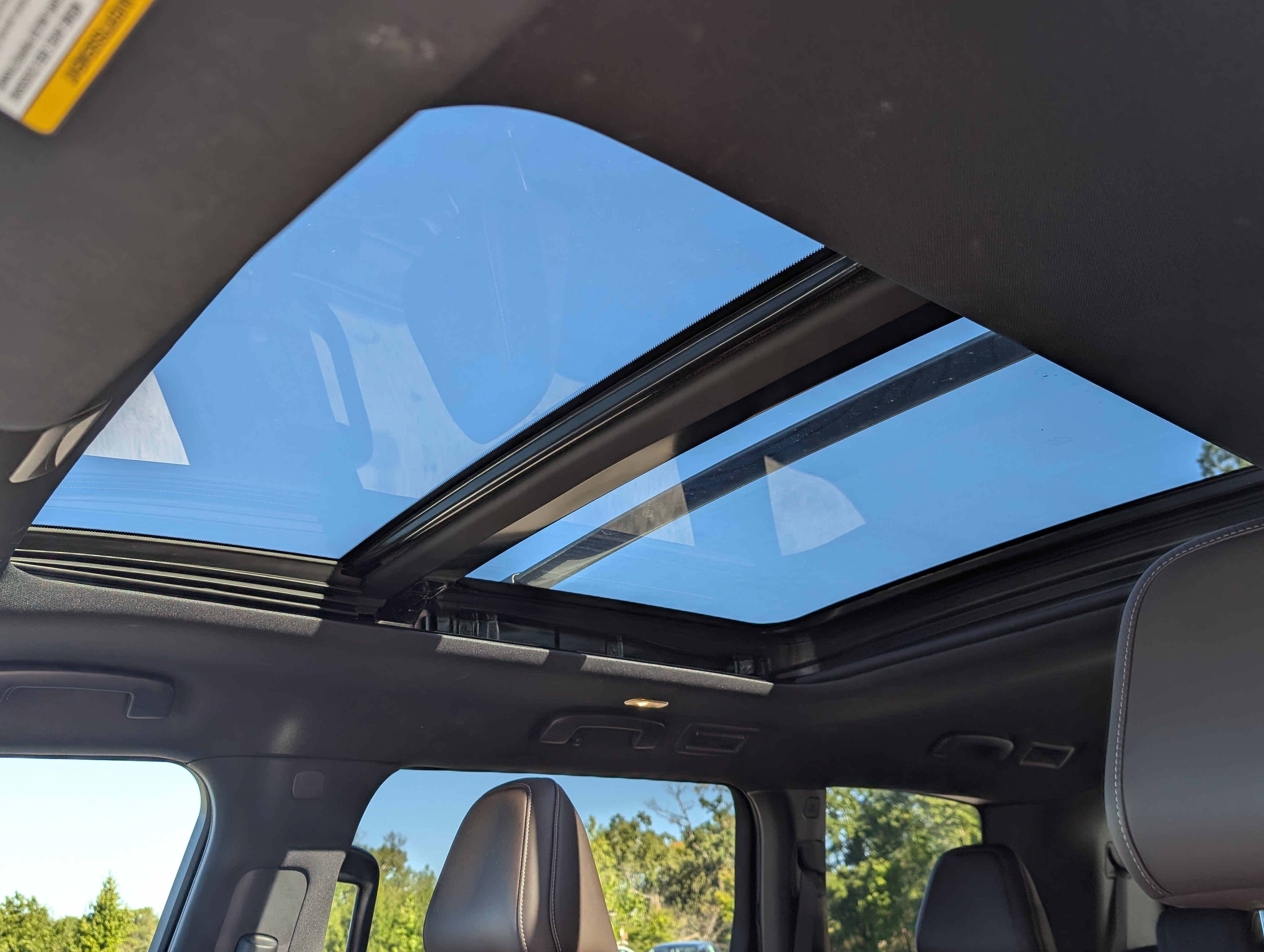 Used 2026 Nissan Armada Platinum RWD image 15