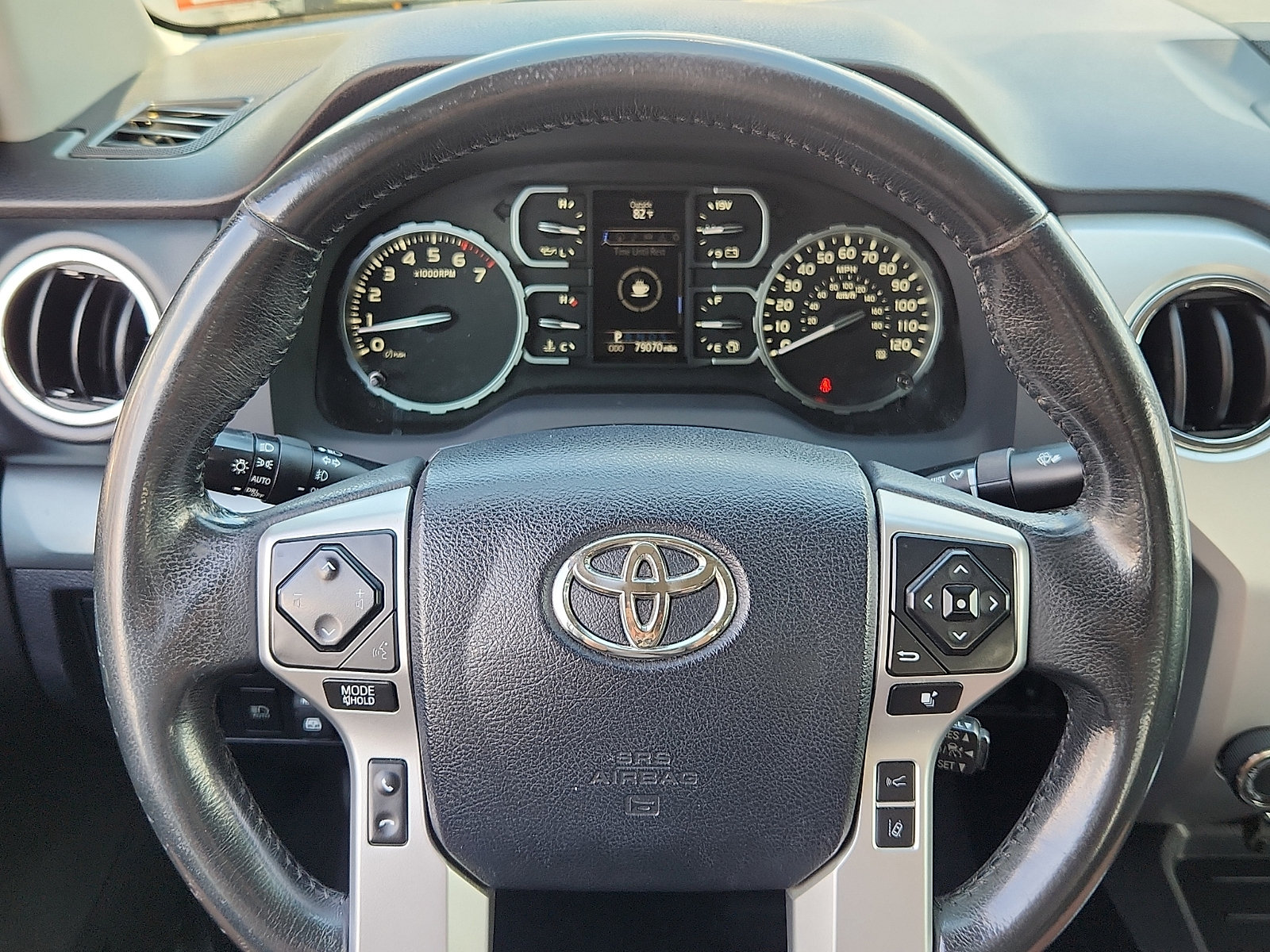 Used 2018 Toyota Tundra Platinum AWD/4WD image 21