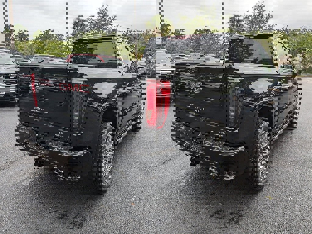New 2025 GMC Sierra 1500 Denali image 4