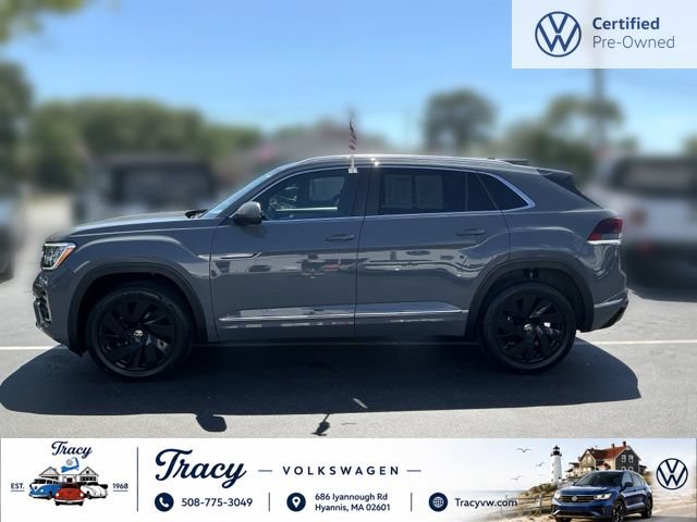 Certified 2024 Volkswagen Atlas Cross Sport SEL R-Line AWD/4WD image 7