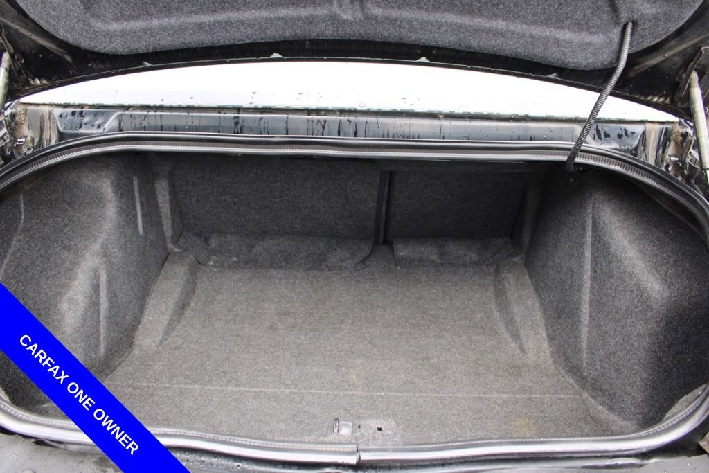 Used 2019 Dodge Challenger SXT image 10