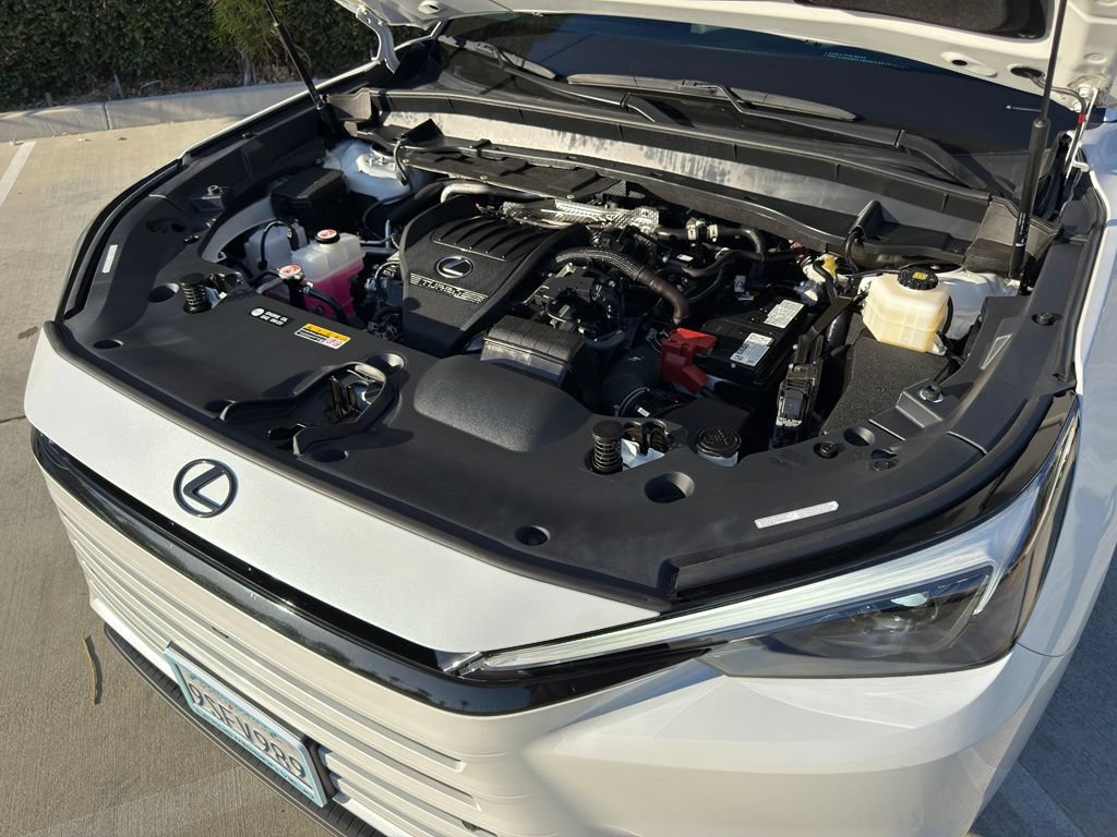 Certified 2024 Lexus TX 350 FWD w/ Captains Chair Package image 6